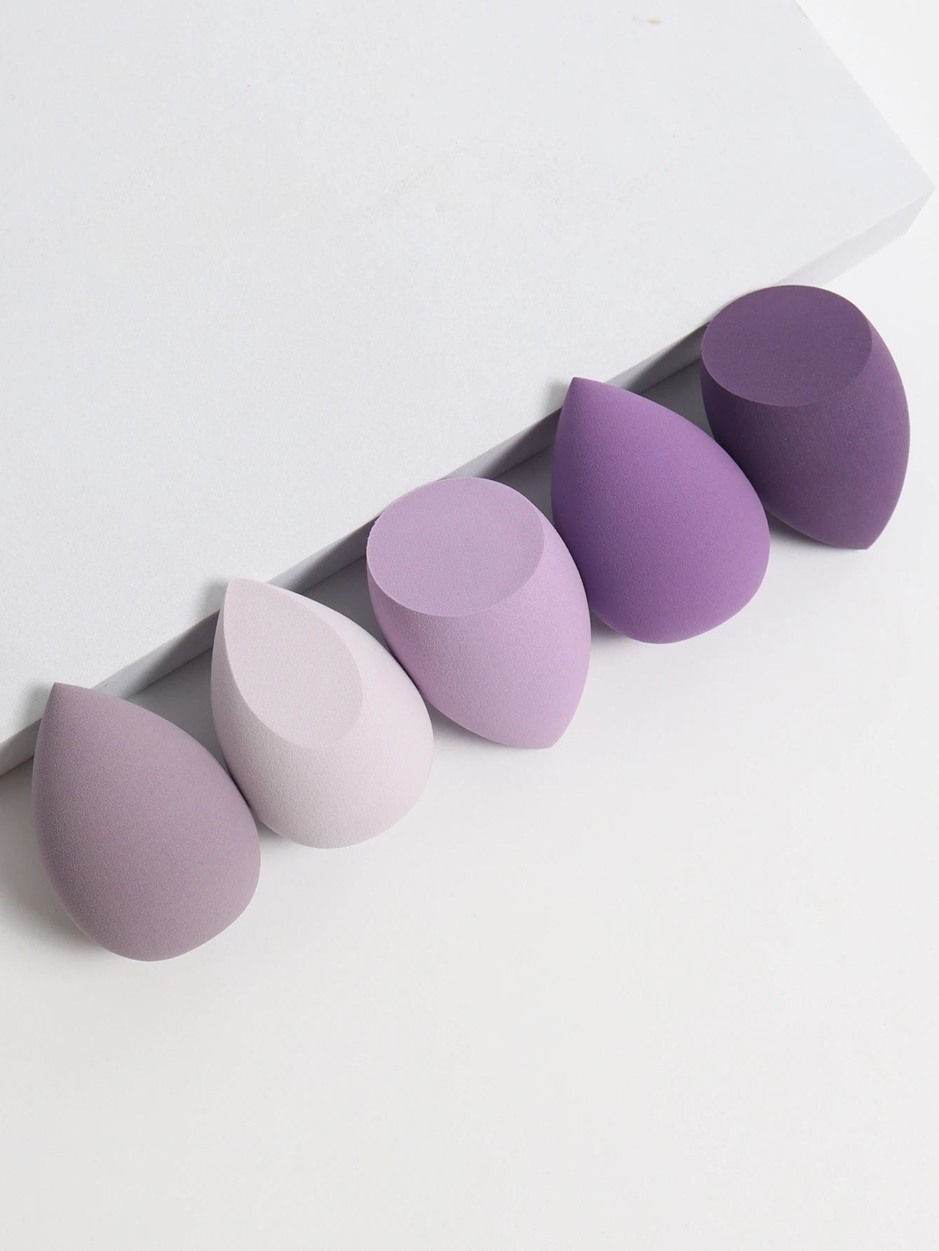 Bags of Beauty Eggs Makeup - Ensemble d&