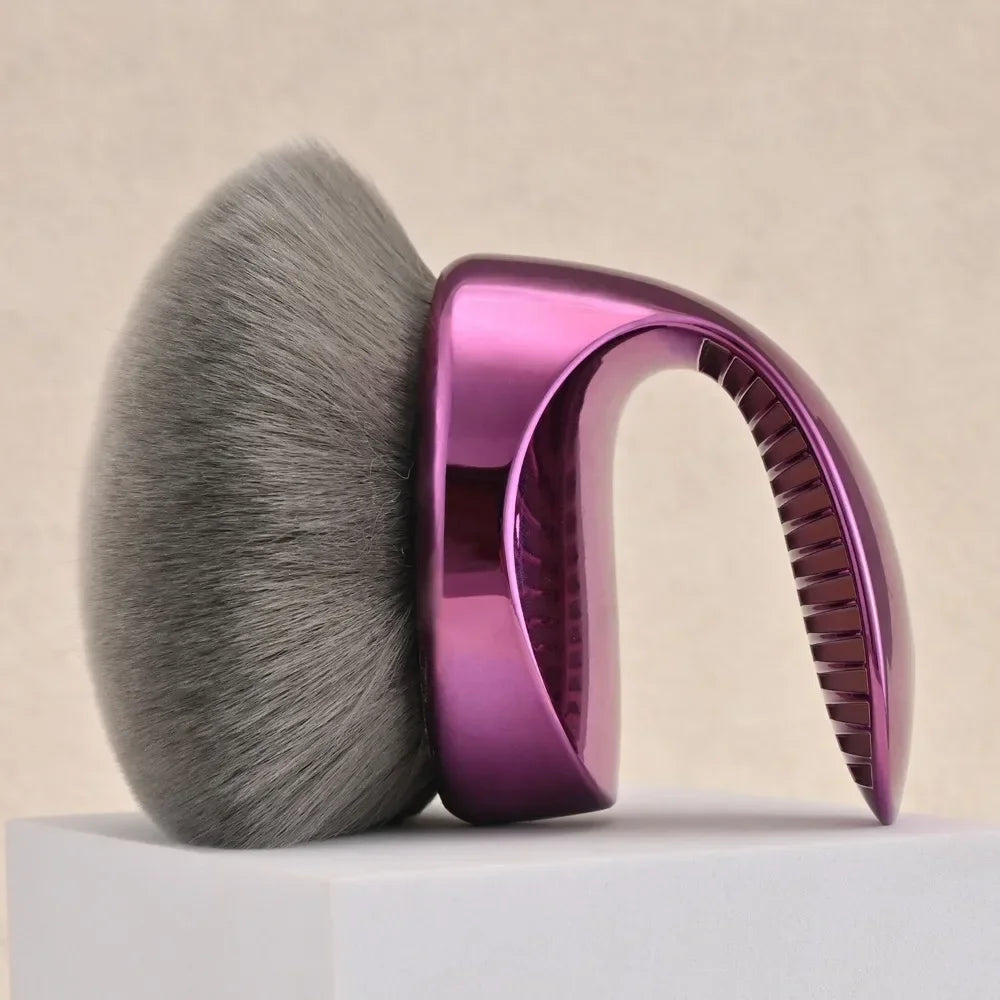 Beauty Blend &amp; Blur Body Kabuki Brush Extra Large Vegan Bristles Self Tanner Brush Professional Blending Applicator Foundation