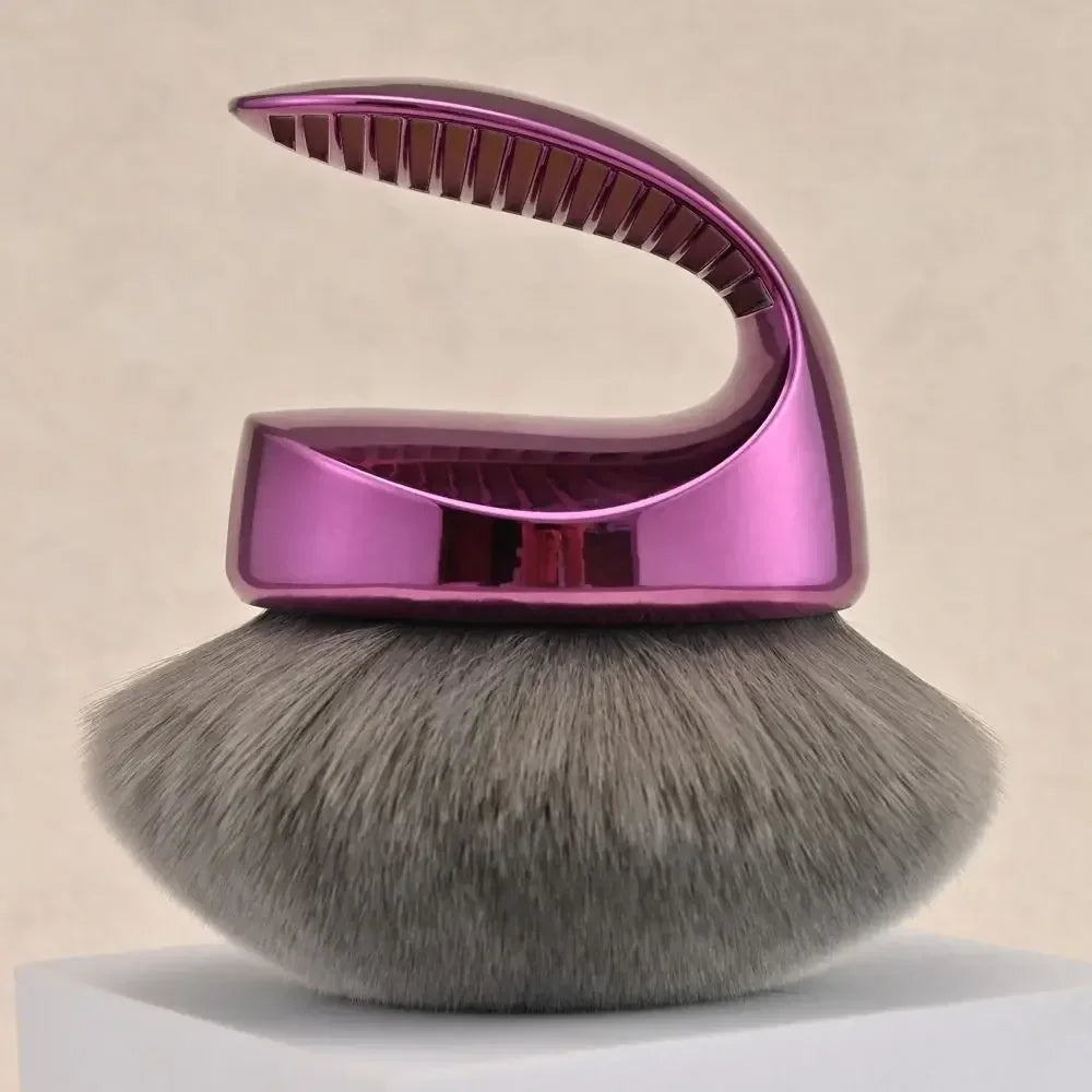 Beauty Blend &amp; Blur Body Kabuki Brush Extra Large Vegan Bristles Self Tanner Brush Professional Blending Applicator Foundation